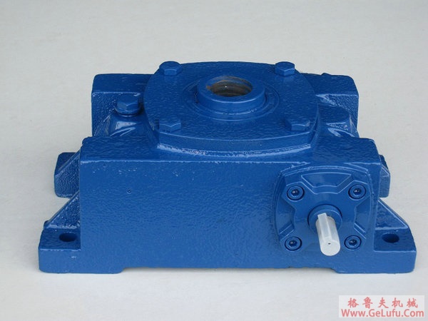 TR系列三环减速机的轴伸尺寸