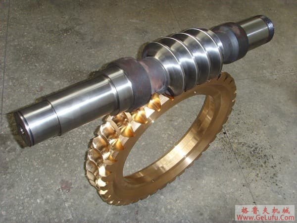 WF型无伸缩法兰式万向联轴机外形及安装尺寸（JB/T5513-91）