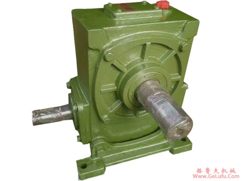 SB-1、SB-2、SB-3、SB-4、型普通型冷却塔减速机技术参数和承载能力(图1)