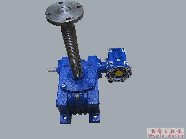 BK系列螺旋锥齿轮减速机选型参数表（功率110-132KW）