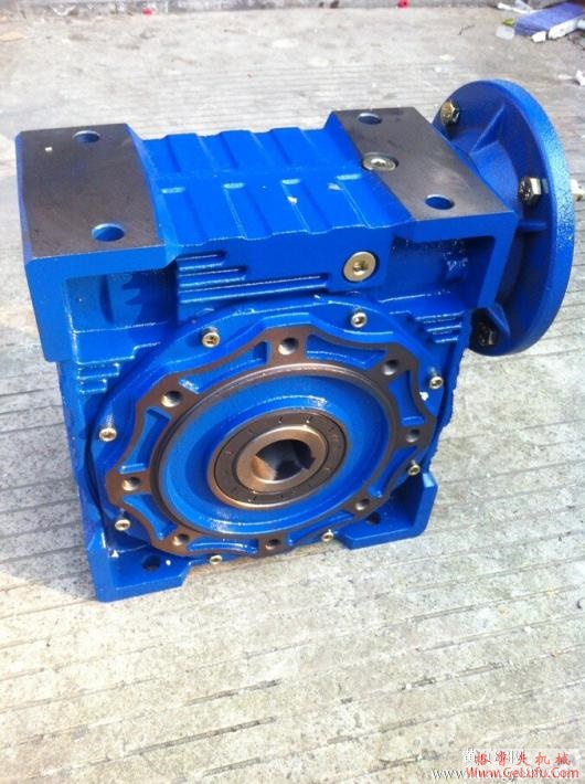 WK系列弧齿锥齿轮硬齿面减速机选型参数表（功率4kW）