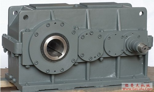 EWK37、EWK47、EWK67、EWK77、EWK87、EWK97、EWK107、EWK127、EWK157、斜齿轮螺旋锥齿轮减速机安装型式,输出方式尺寸图表