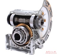 WS系列圆柱蜗杆减速电机选型参数表（功率1.5kW）(图1)