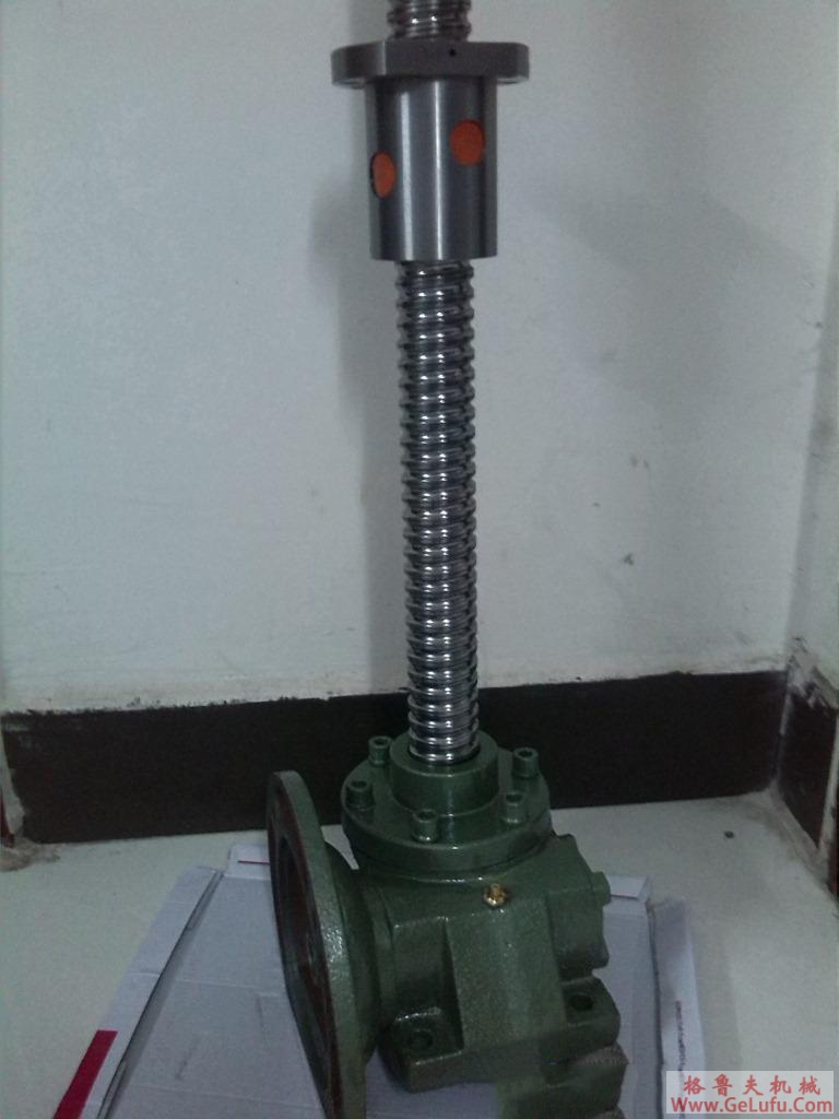 GF系列平行轴-斜齿轮减速电机选型参数表(132KW)