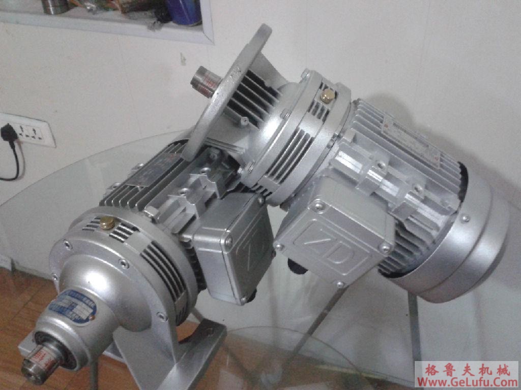 RCXF97..型硬齿轮减速机安装尺寸图