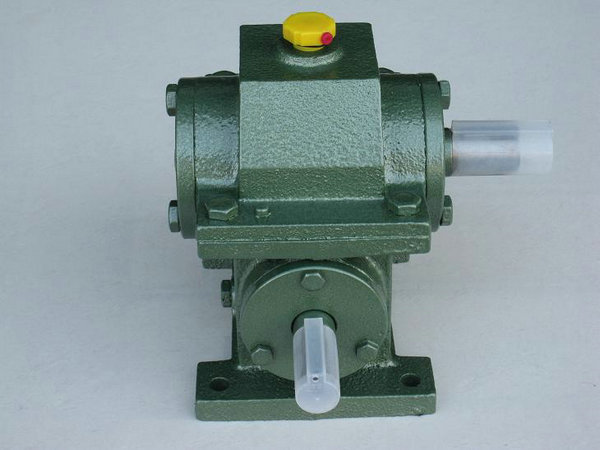 泵车减速机齿轮油多久更换